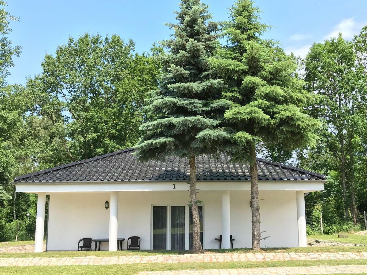 ŁagówLouisapark别墅 外观 照片